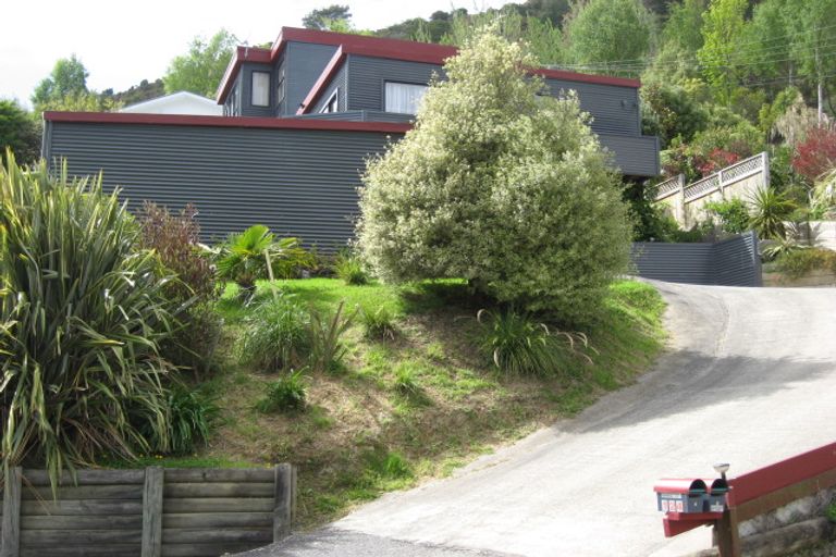 Photo of property in 124 Wellington Street, Picton, 7220