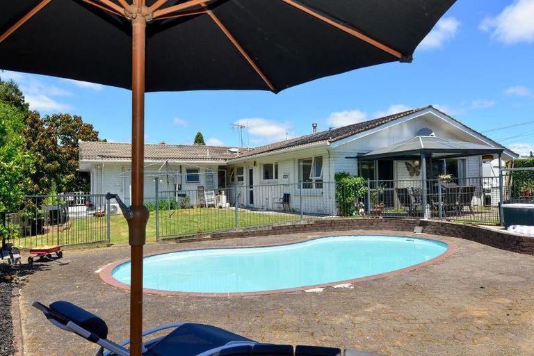 Photo of property in 9 Carlson Crescent, Silverdale, Hamilton, 3216