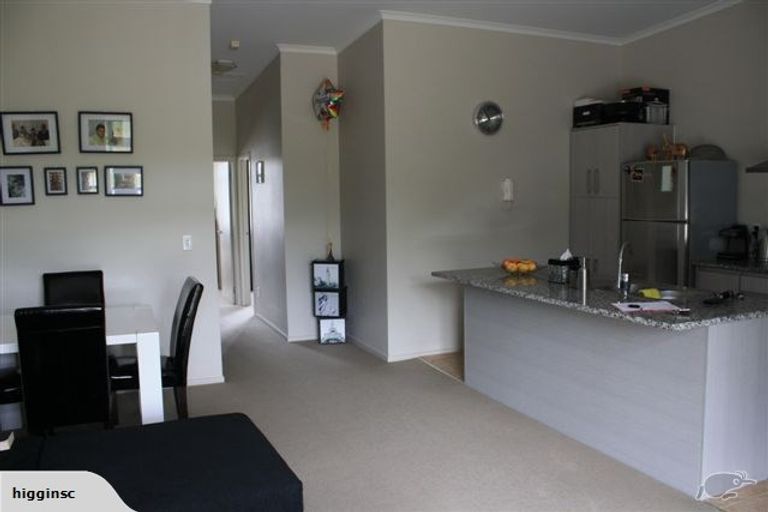 Photo of property in 17/11 Carlos Drive, Flat Bush, Auckland, 2016