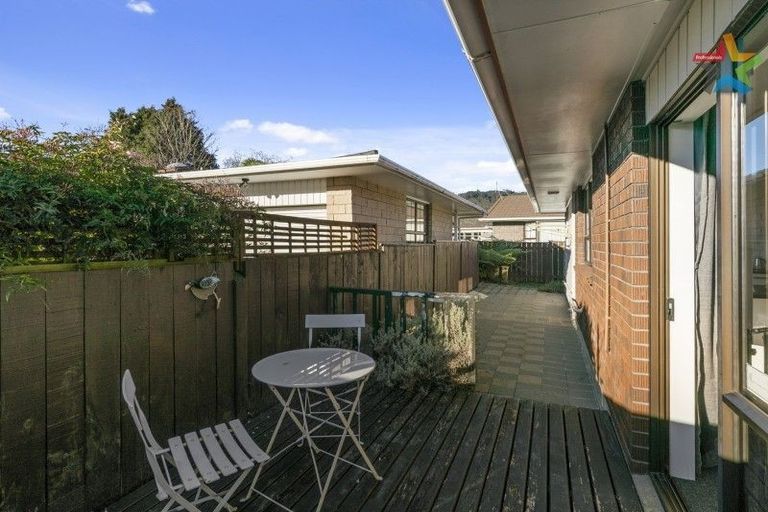 Photo of property in 16a Rawhiti Street, Stokes Valley, Lower Hutt, 5019