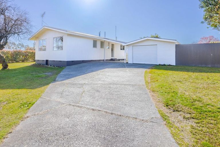 Photo of property in 4 Cabot Place, Flaxmere, Hastings, 4120
