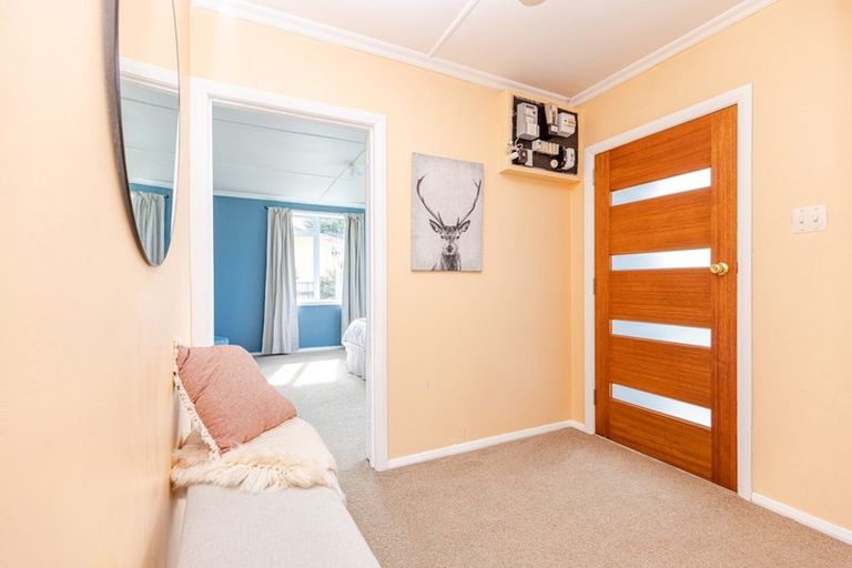 Photo of property in 11 Humphrey Street, Marton, 4710