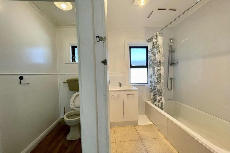 Photo of property in 59 Browne Street, Waitara, 4320