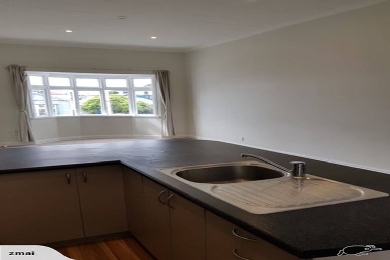 Photo of property in 30 Normanby Street, Newtown, Wellington, 6021