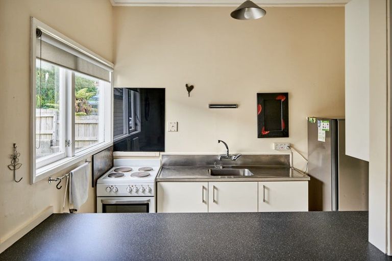 Photo of property in 7a Helvetia Grove, Naenae, Lower Hutt, 5011