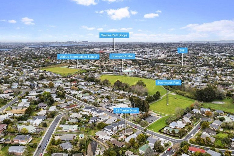 Photo of property in 21 Tonkin Drive, Sunnynook, Auckland, 0620