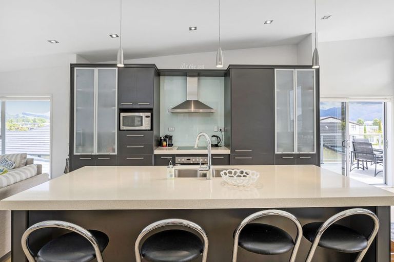 Photo of property in 24 Aquila Drive, Whitianga, 3510