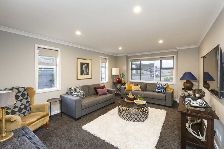 Photo of property in 16 Freedom Drive, Kelvin Grove, Palmerston North, 4414