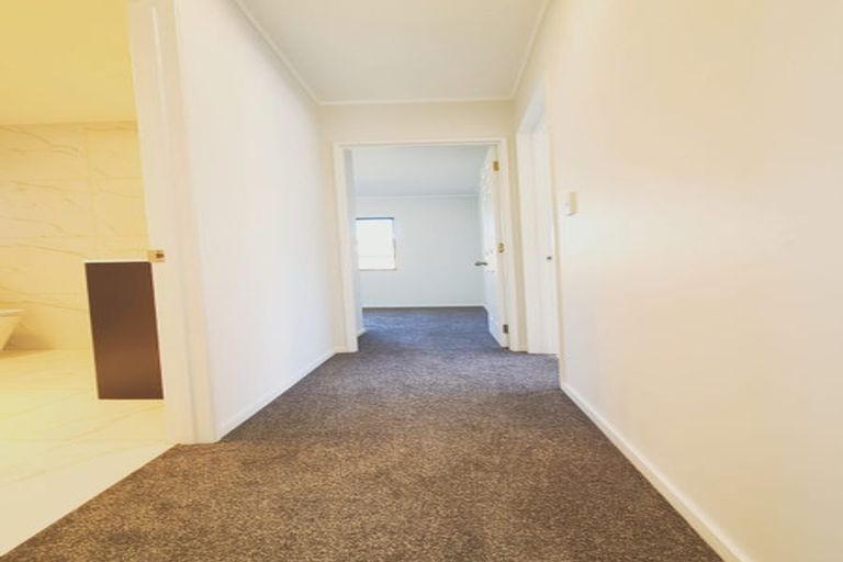 Photo of property in 30 Rathmar Drive, Manurewa, Auckland, 2105