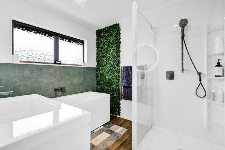 Photo of property in 13a Karamea Street, Whalers Gate, New Plymouth, 4310