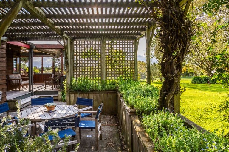 Photo of property in 620 Te Whiti Road, Te Whiti, Masterton, 5884