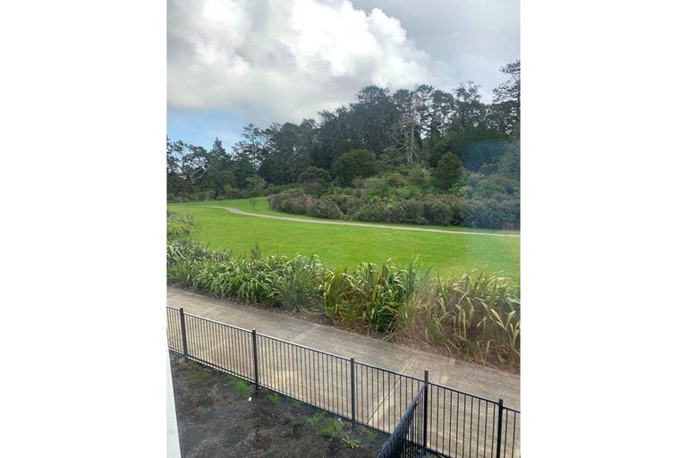 Photo of property in 9 Purapura Lane, Kumeu, 0810