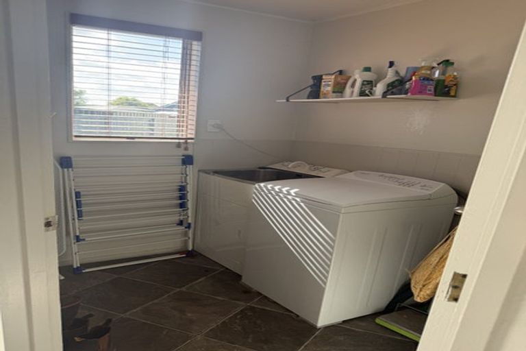 Photo of property in 9 Flygers Line, Milson, Palmerston North, 4414