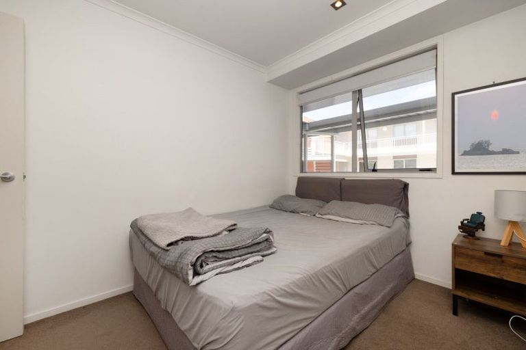 Photo of property in Algarve Apartments, 202/332 Maunganui Road, Mount Maunganui, 3116