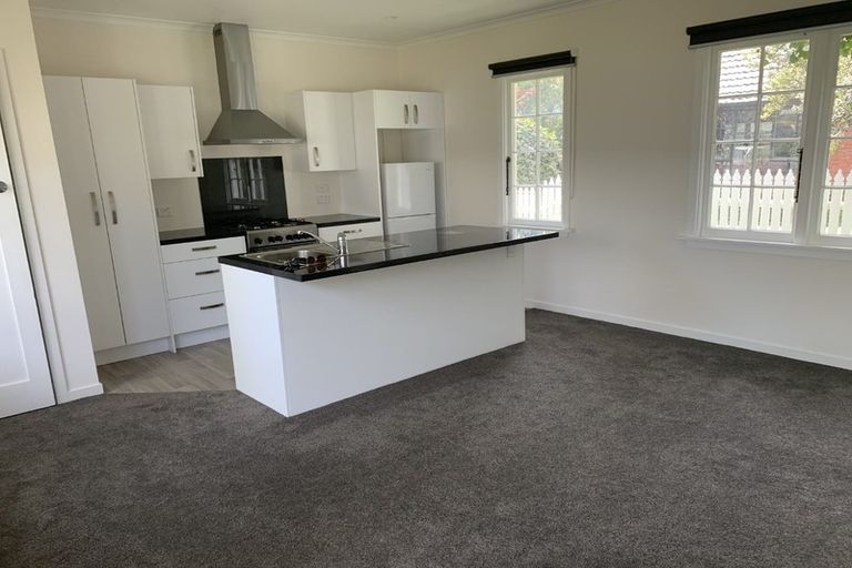 Photo of property in 3 Golf Road, Heretaunga, Upper Hutt, 5018