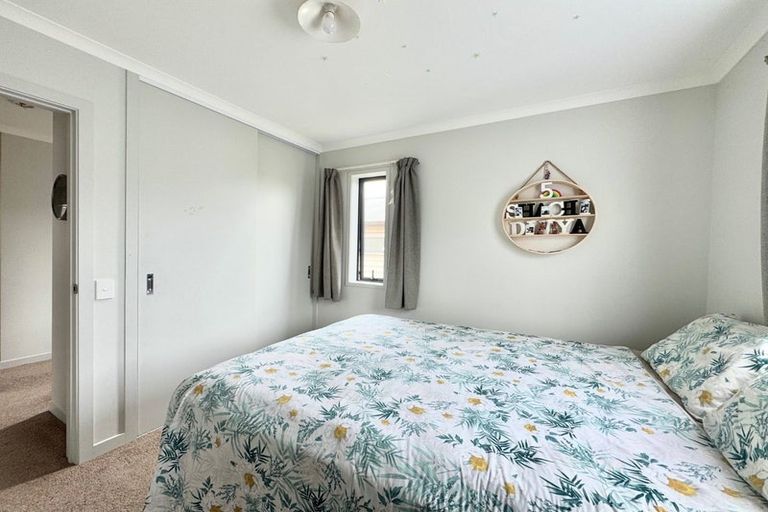 Photo of property in 64 Kaimoana Street, Weymouth, Auckland, 2103