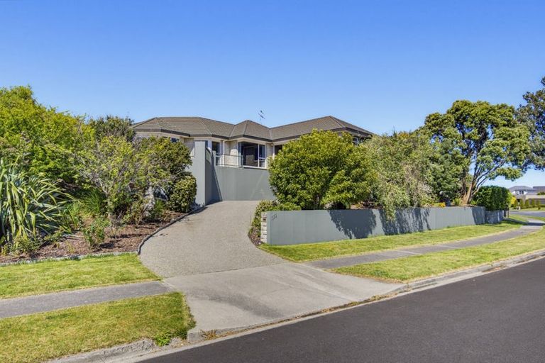 Photo of property in 111 Milne Drive, Paraparaumu, 5032