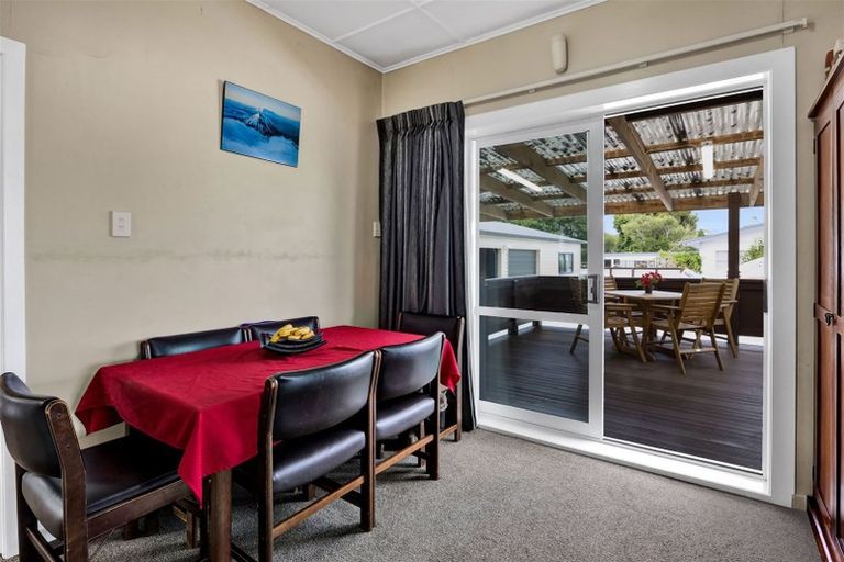 Photo of property in 29 Brookes Terrace, Waitara, 4320