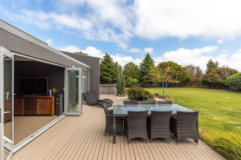 Photo of property in 57 Stonebridge Way, Prebbleton, 7604