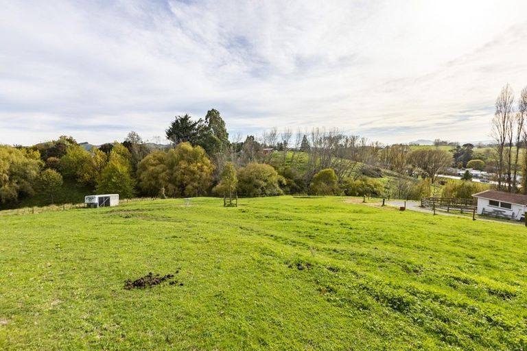 Photo of property in 104 High Street, Waipawa, 4210