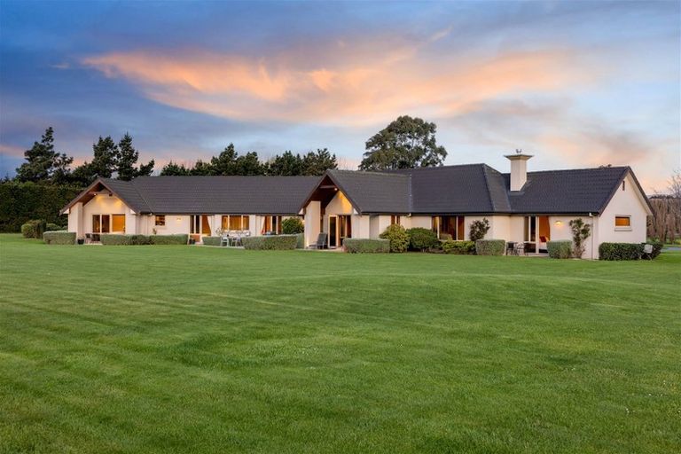 Photo of property in 1 Busch Lane, Halswell, Christchurch, 7676