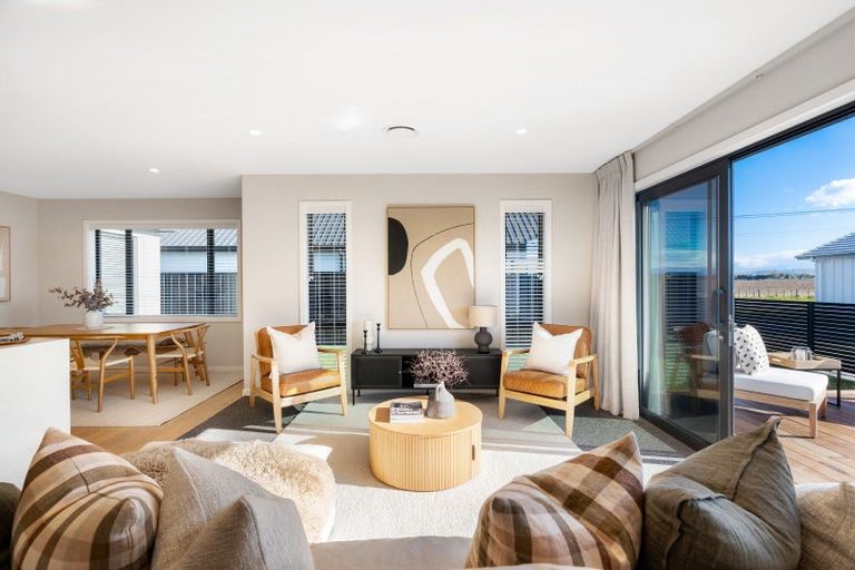 Photo of property in 7/102 Eriksen Road, Te Awa, Napier, 4110