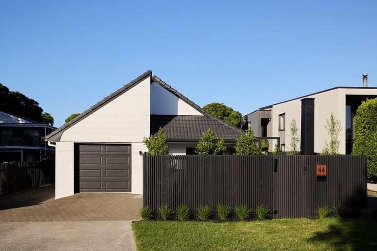 Photo of property in 44 Te Ngaio Road, Mount Maunganui, 3116