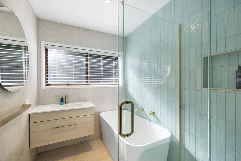 Photo of property in 17 Kipling Drive, Whalers Gate, New Plymouth, 4310