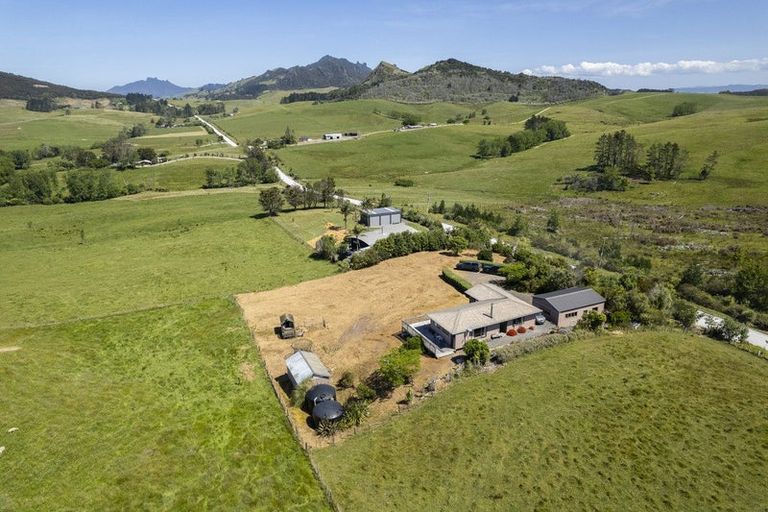 Photo of property in 19 Kerr Road, Parua Bay, Onerahi, 0192