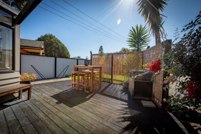 Photo of property in 314 Te Moana Road, Waikanae, 5036