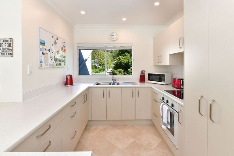 Photo of property in 7/55 Waiwera Road, Waiwera, Orewa, 0994