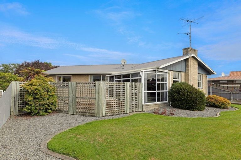 Photo of property in 137 Mcmurdo Street, Tinwald, Ashburton, 7700