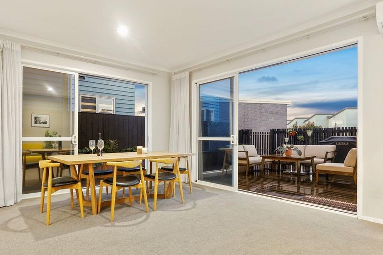 Photo of property in 112 Squadron Drive, Hobsonville, Auckland, 0616