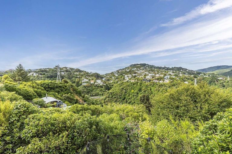 Photo of property in 81 Old Porirua Road, Ngaio, Wellington, 6035
