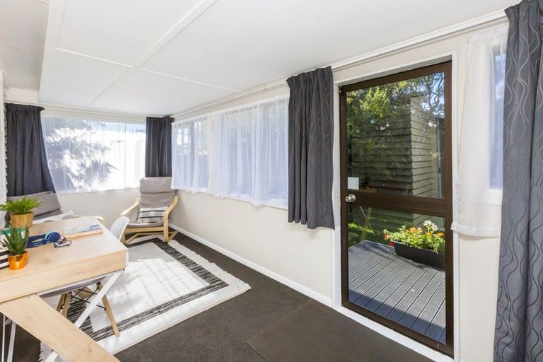 Photo of property in 18 Mary Crescent, Elderslea, Upper Hutt, 5018