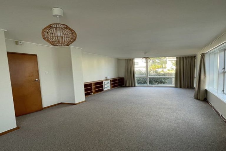 Photo of property in Embassy Court, 72 Brougham Street, Mount Victoria, Wellington, 6011