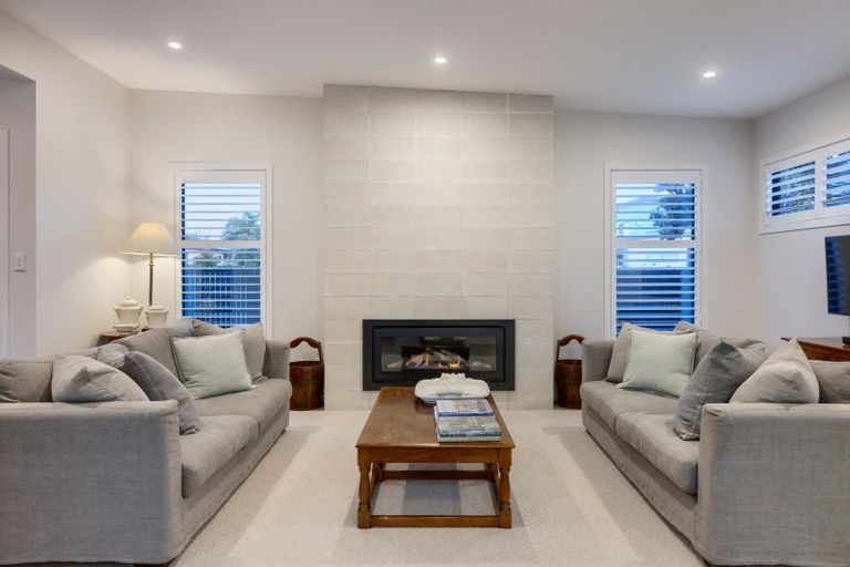 Photo of property in 12 Tuangi Way, Papamoa Beach, Papamoa, 3118