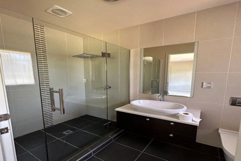 Photo of property in 11 Whiteways Drive, Dairy Flat, Albany, 0792