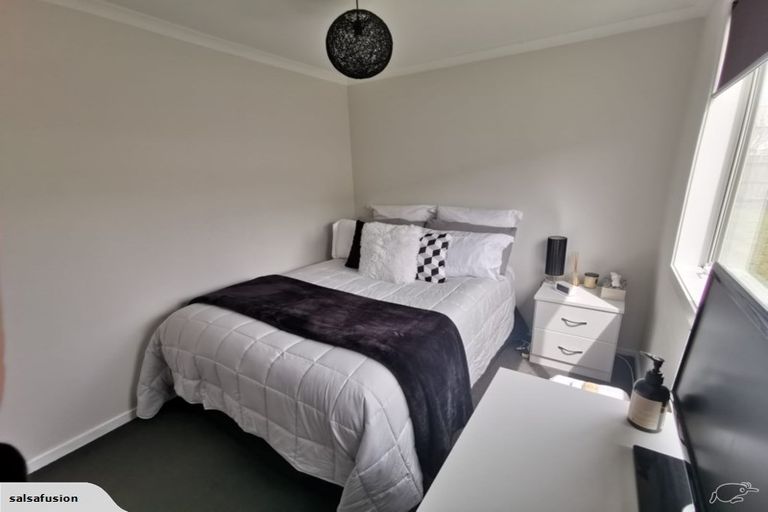 Photo of property in 40d Leighton Avenue, Waiwhetu, Lower Hutt, 5010