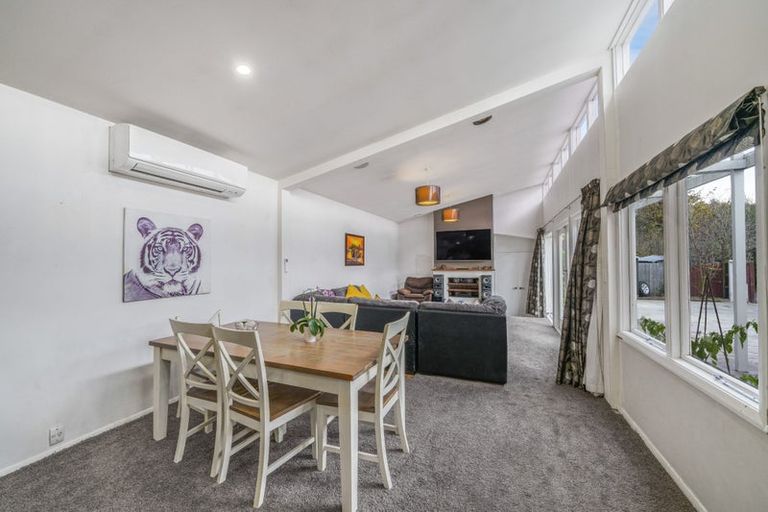 Photo of property in 182 Main North Road, Redwood, Christchurch, 8051