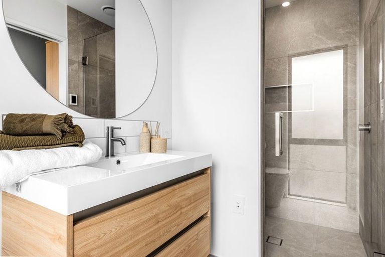 Photo of property in 1 Greig Crescent, Amberley, 7481