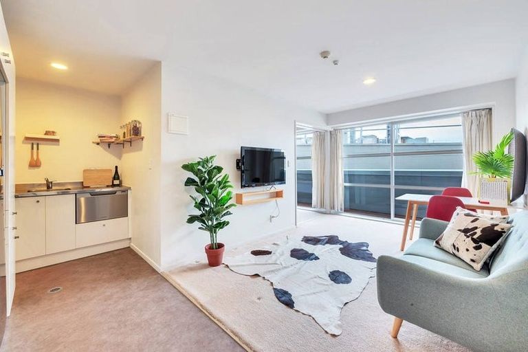 Photo of property in 24/8 Clayton Street, Newmarket, Auckland, 1023