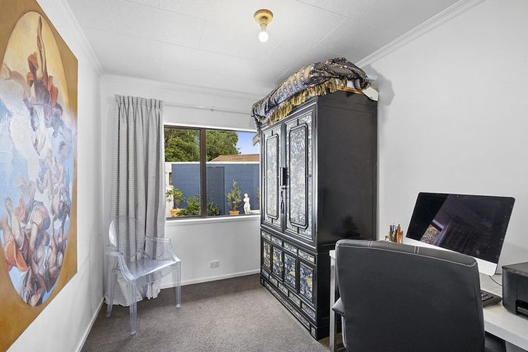 Photo of property in 17 Kipling Drive, Whalers Gate, New Plymouth, 4310