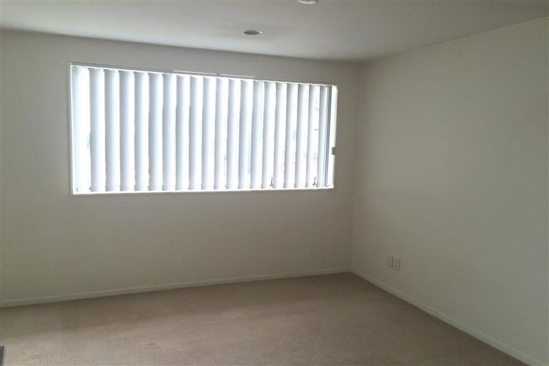 Photo of property in 13/1 Gracechurch Drive, Flat Bush, Auckland, 2016