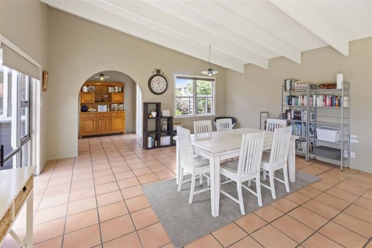 Photo of property in 9 Monument Road, Clevedon, Papakura, 2582