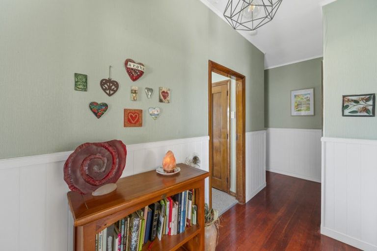 Photo of property in 40 Bedford Road, Marewa, Napier, 4110