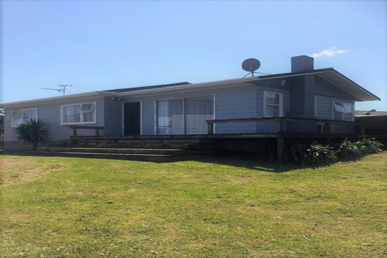 Photo of property in 14 Ronald Place, Manurewa, Auckland, 2102