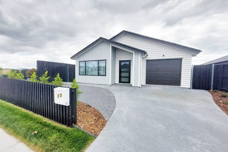 Photo of property in 30 Kotiti Drive, Wainui, 0932