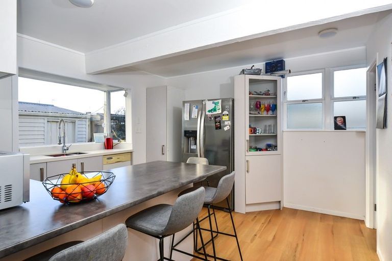 Photo of property in 1b Oak Avenue, Nawton, Hamilton, 3200