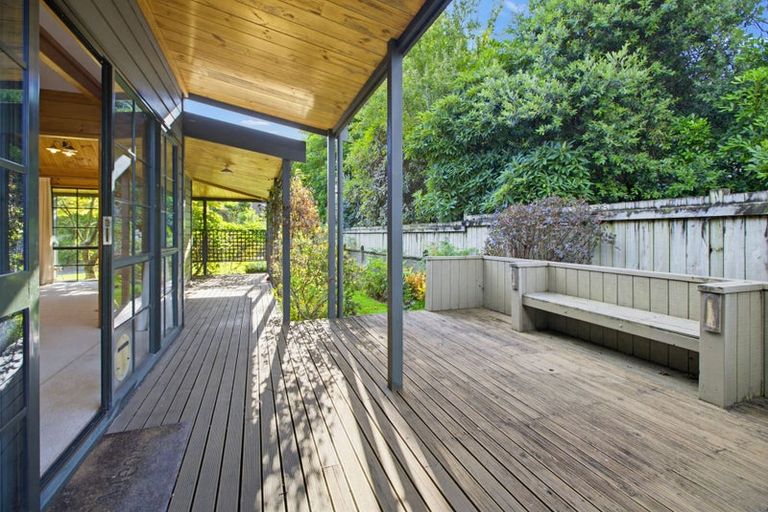 Photo of property in 38 Gemini Place, Kawaha Point, Rotorua, 3010